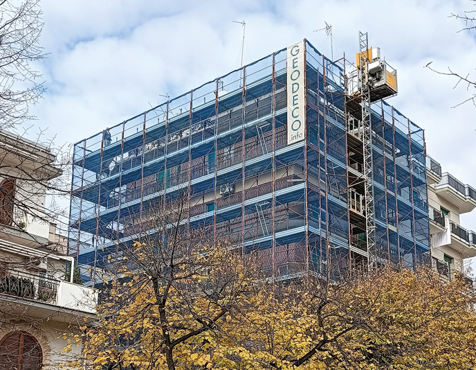Ponteggio per manutenzione straordinaria condominiale